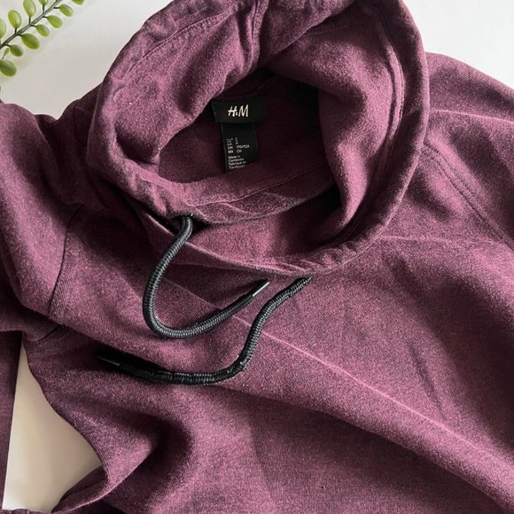 H&M Maroon Pullover Sweater sz Small - Picture 2 of 2